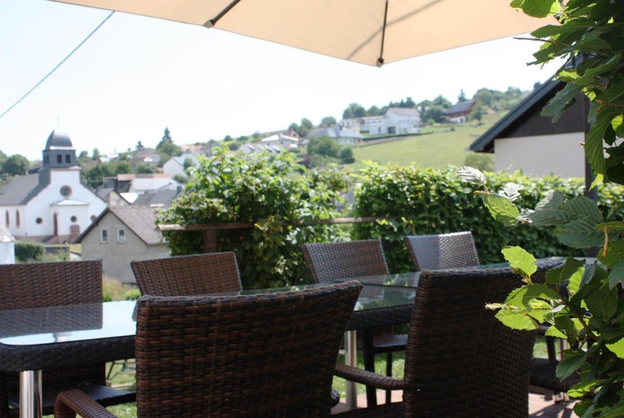 Gasthaus Pension Geimer Plutscheid ภายนอก รูปภาพ