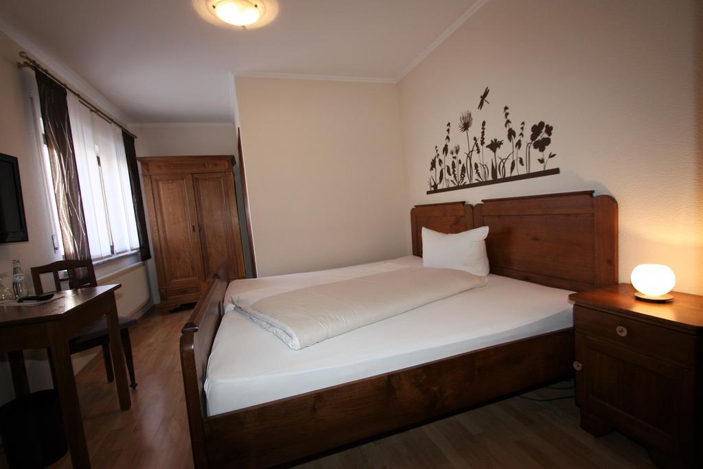 Gasthaus Pension Geimer Plutscheid ภายนอก รูปภาพ