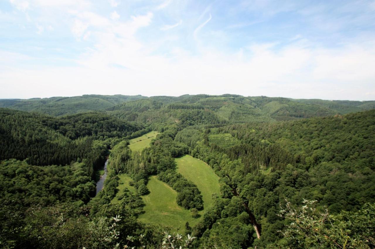 Gasthaus Pension Geimer Plutscheid ภายนอก รูปภาพ
